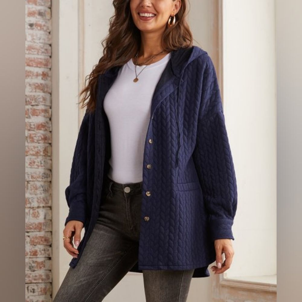 🆕️ NWT Suzanne Betro oversized weekend light weight shacket sz m